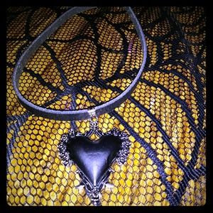 Gothic black heart choker